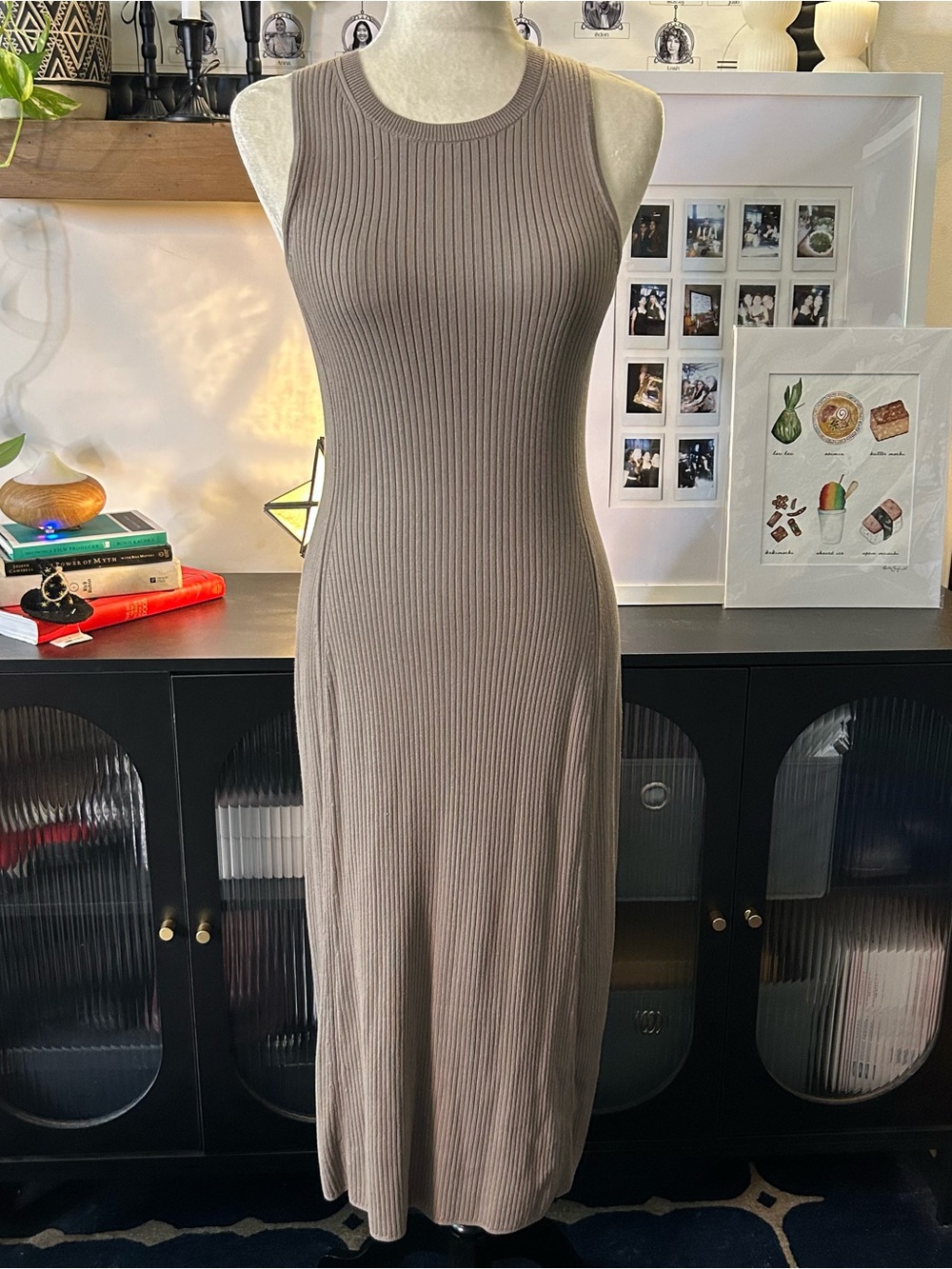 Uniqlo Sleeveless Ribbed Midi Dress
